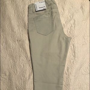 New D Jeans Capris sz 6